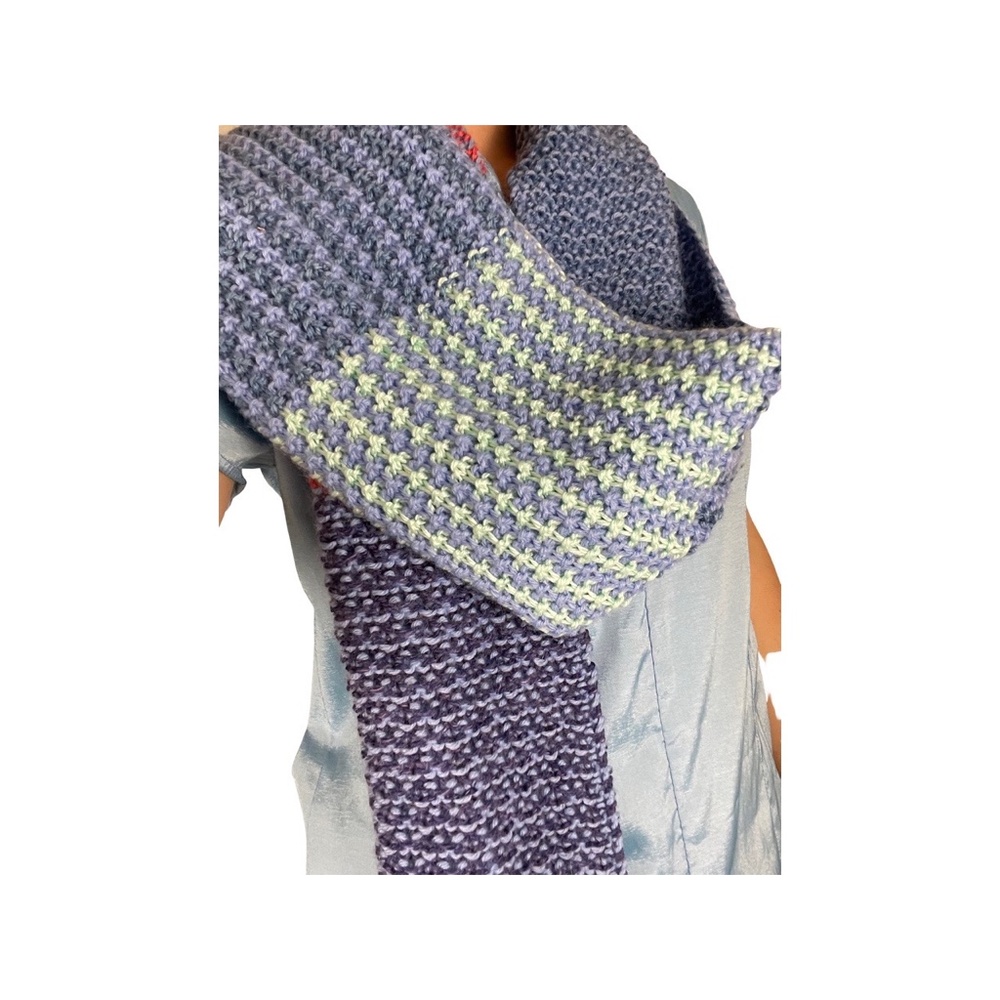 HANDMADE Y2K PATCHWORK SCARF - Picture 4 of 4
